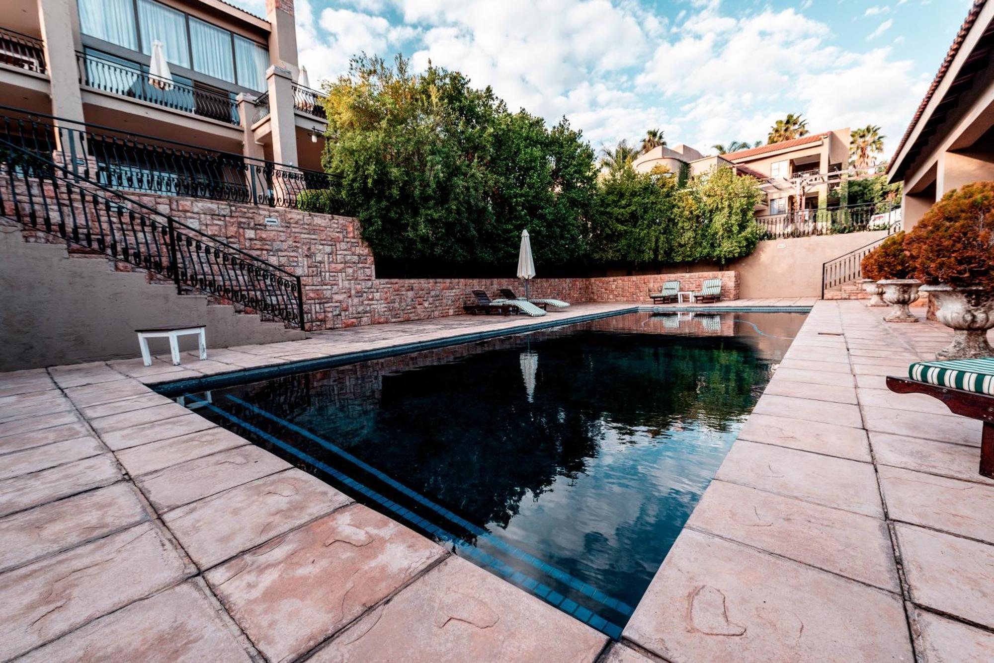 Château La Mer Exclusive Guesthouse Hartbeespoort Exterior foto