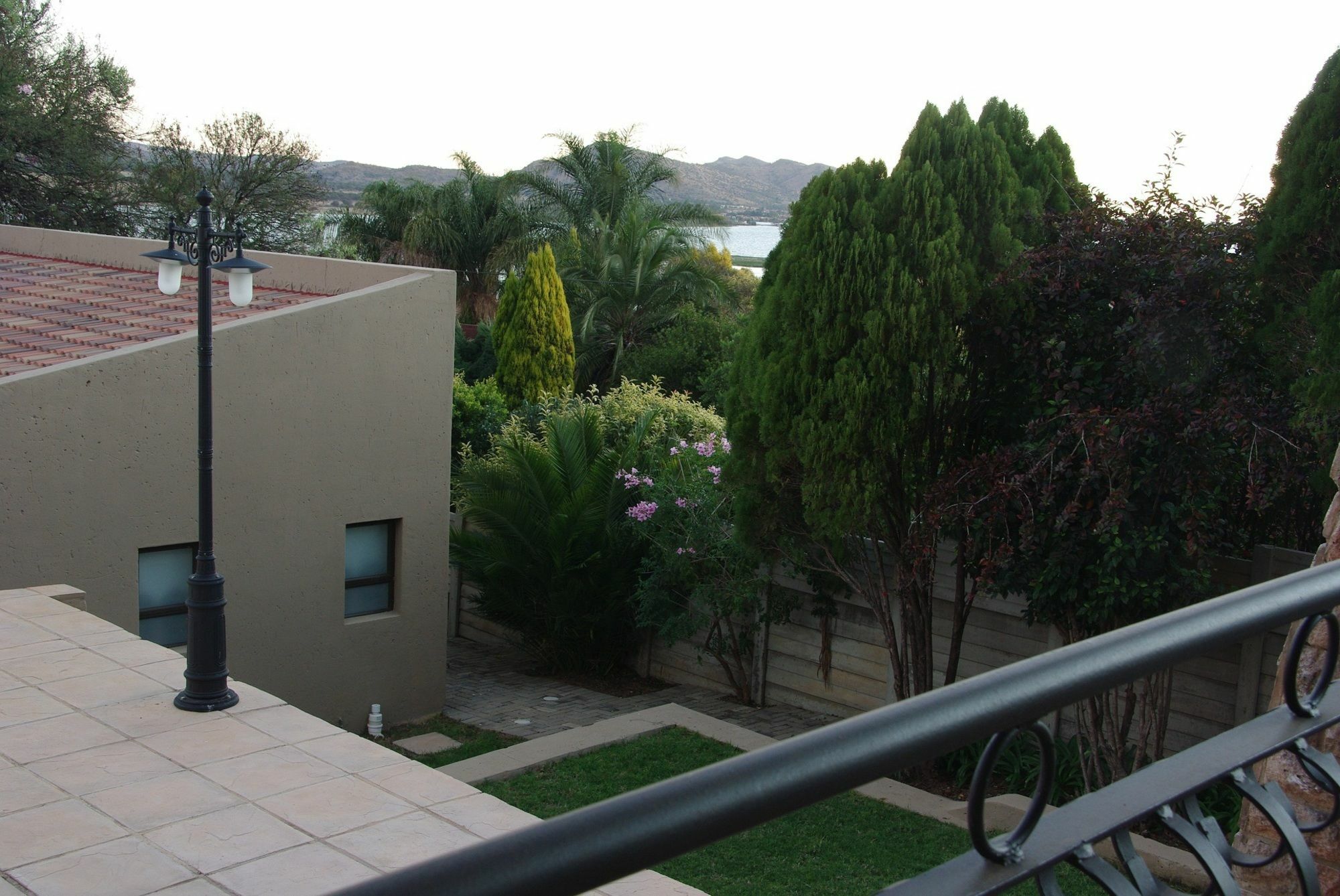Château La Mer Exclusive Guesthouse Hartbeespoort Exterior foto