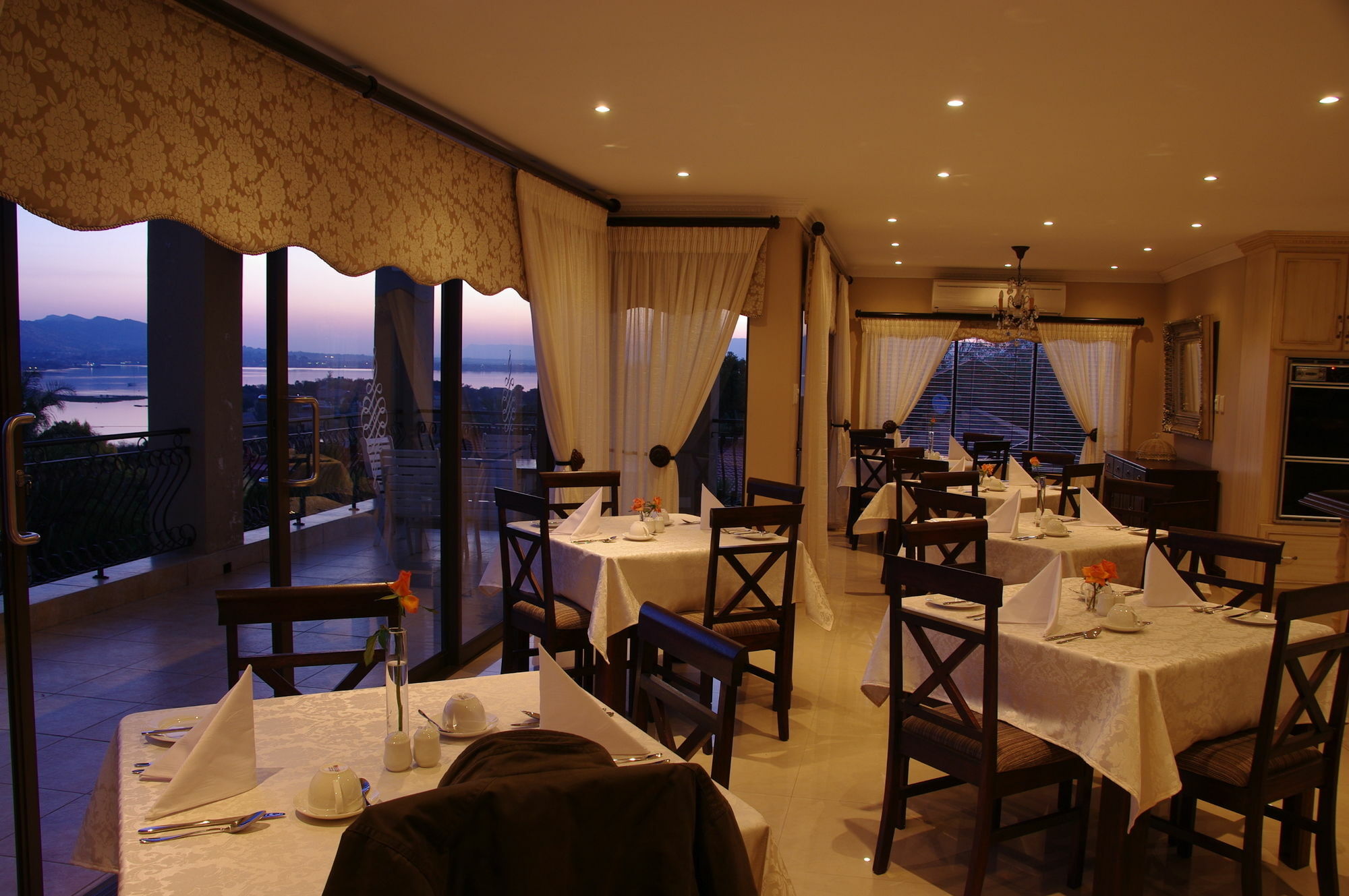 Château La Mer Exclusive Guesthouse Hartbeespoort Exterior foto